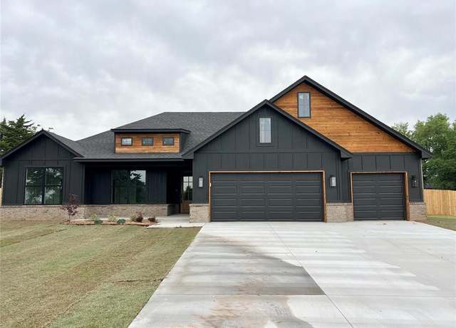 Property at 1530 Safari Dr, Guthrie, OK 73044, 4 beds, 2.5 baths