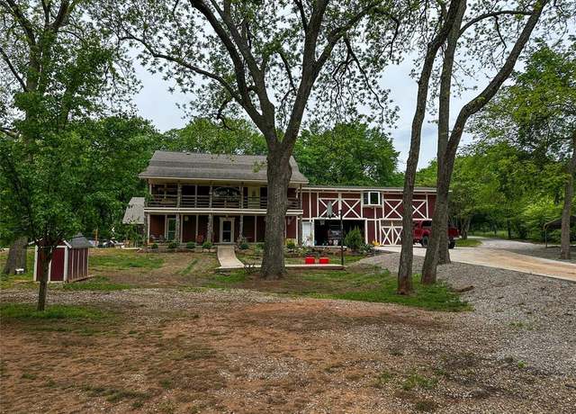 Property at 7761 High Meadow Rd, Noble, OK 73068, 8 beds, 3.5 baths