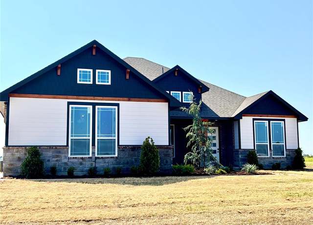 Property at 4001 Blue Ridge Ave, Newcastle, OK 73072, 4 beds, 2.5 baths