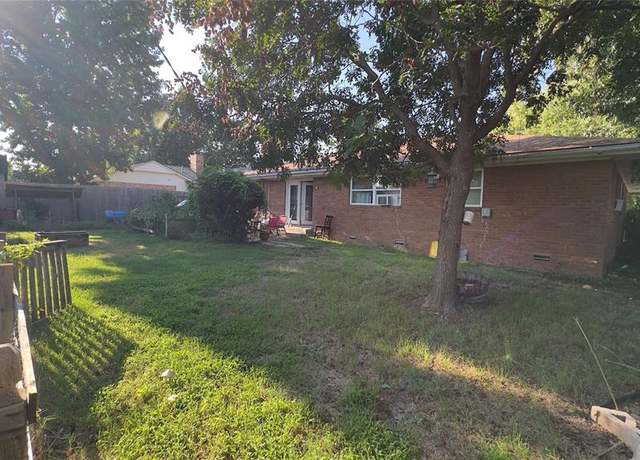 Property at 508 Kingston Dr, Yukon, OK 73099, 3 beds, 2 baths