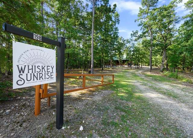 Property at 198 Mcgowen Acres Rd, Broken Bow, OK 74728, 5 beds, 5 baths