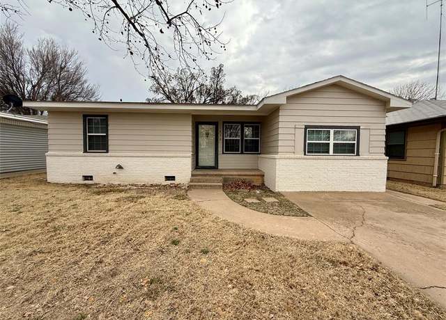 Property at 1839 19th St, Woodward, OK 73801, 3 beds, 2 baths