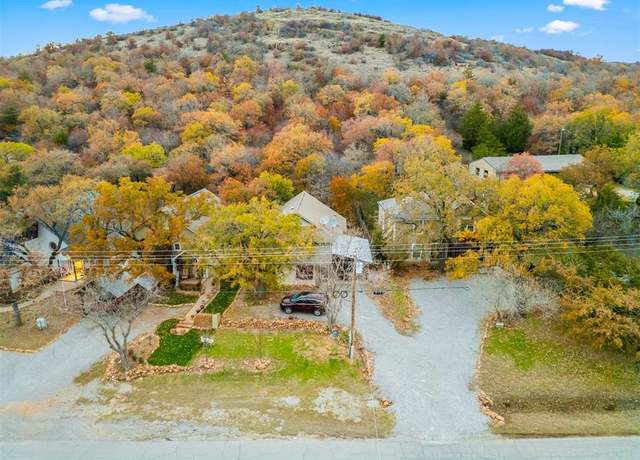 Property at 259 E Lake Dr, Medicine Park, OK 73557, 2 beds, 2 baths