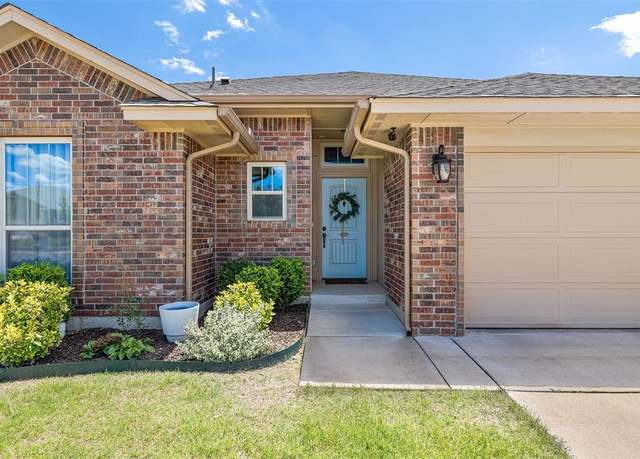Property at 600 Aplomado St, Norman, OK 73072, 3 beds, 2 baths