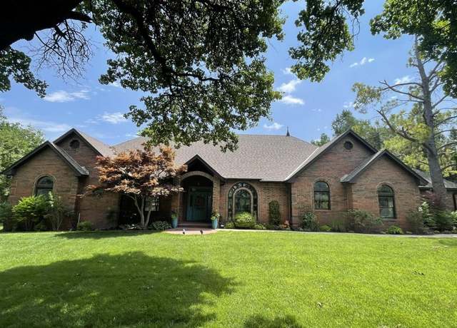 Property at 1500 Manchester Ave, Edmond, OK 73034, 4 beds, 3.5 baths