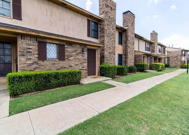 Property at 823 Two Forty Pl, Oklahoma City, OK 73139, 1 bed, 1.5 baths