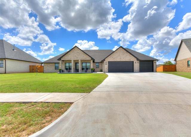 Property at 1104 Redbud Cir, Chickasha, OK 73018, 3 beds, 2 baths