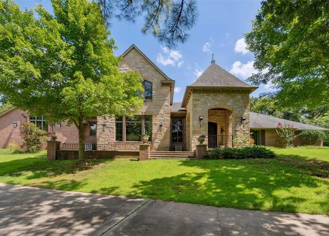 Property at 1700 Sleepy Hollow Rd, Edmond, OK 73034, 4 beds, 4 baths