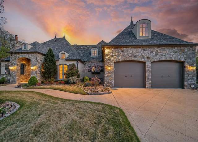 Property at 603 Fairway Dr, Broken Arrow, OK 74011, 4 beds, 4.5 baths