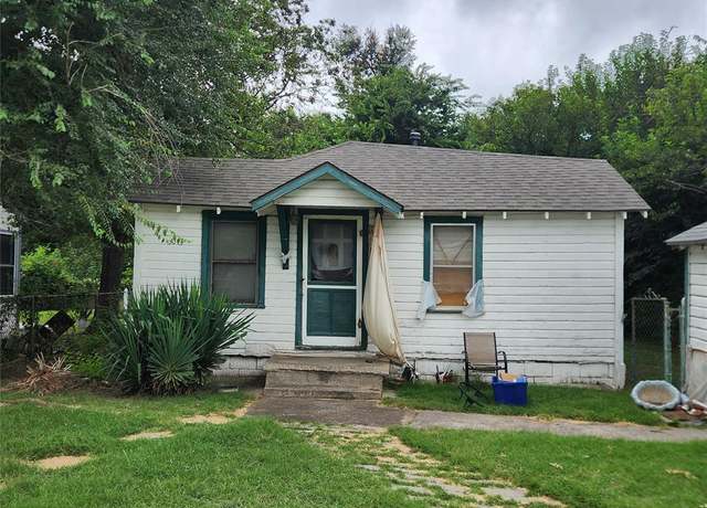 Property at 3013 SW 15th St, Oklahoma City, OK 73108, 2 beds, 1 bath