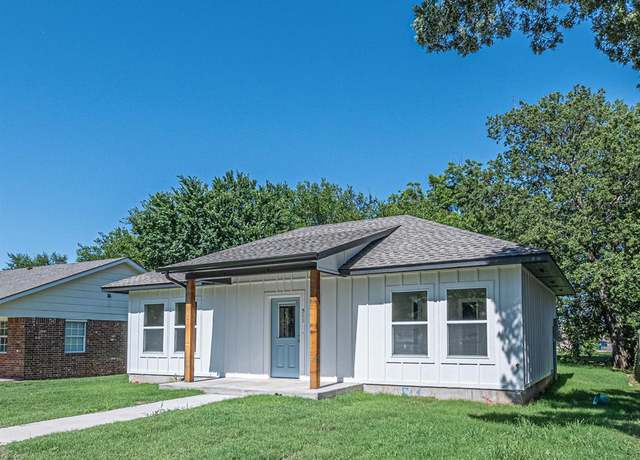 Property at 1228 E Parker St, Shawnee, OK 74801, 2 beds, 2 baths