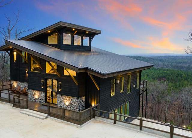Property at 462 Moonshiner Springs Trl, Broken Bow, OK 74728, 6 beds, 7.5 baths
