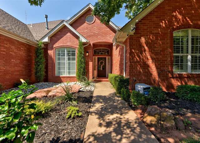 Property at 13501 Green Cedar Ln, Oklahoma City, OK 73131, 4 beds, 3 baths