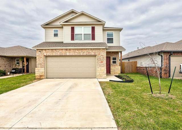 Property at 1821 Easton Ln, Oklahoma City, OK 73127, 3 beds, 2.5 baths