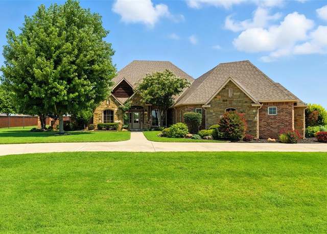 Property at 7301 SW 105th St, Oklahoma City, OK 73173, 4 beds, 3.5 baths