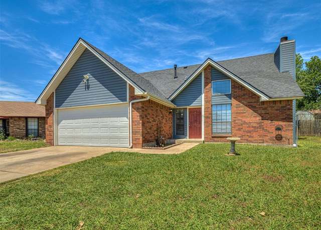 Property at 2101 NE 11th St, Moore, OK 73160, 4 beds, 2 baths