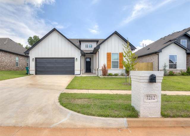 Property at 7212 NW 152nd St, Edmond, OK 73013, 3 beds, 2 baths