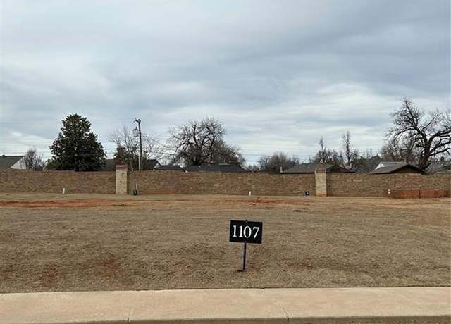 Property at 1107 Cumberland Ct, Nichols Hills, OK 73116