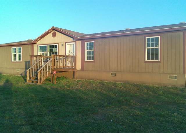 Property at 30281 Highway 59 Hwy, Maud, OK 74854, 4 beds, 3 baths