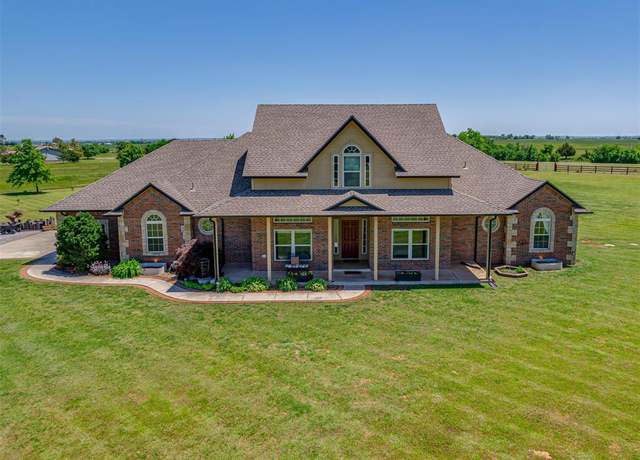 Property at 2052 E Trail Dr, Piedmont, OK 73078, 4 beds, 3.5 baths