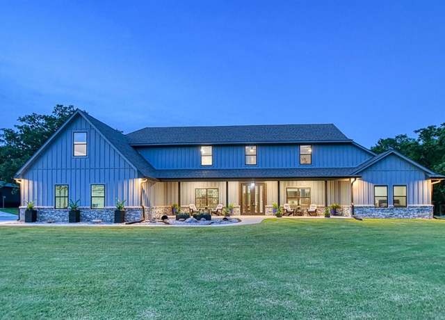 Property at 14715 NE 50th St, Choctaw, OK 73020, 4 beds, 3.5 baths