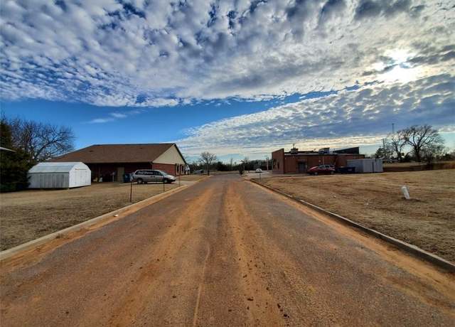 Property at 000 Private Rd, Harrah, OK 73045