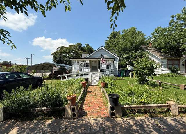 Property at 825 SW 25th St, Oklahoma City, OK 73109, 2 beds, 1 bath