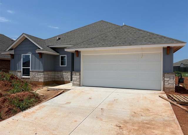 Property at 2505 NW 196th St, Edmond, OK 73012, 3 beds, 2 baths