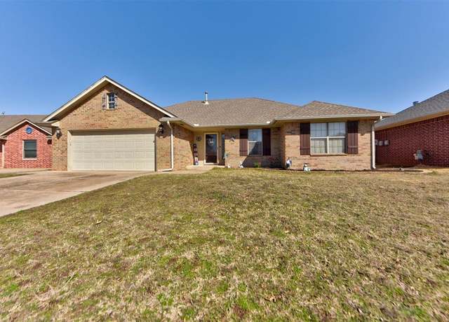 Property at 1353 NW 8th St, Moore, OK 73170, 3 beds, 2 baths