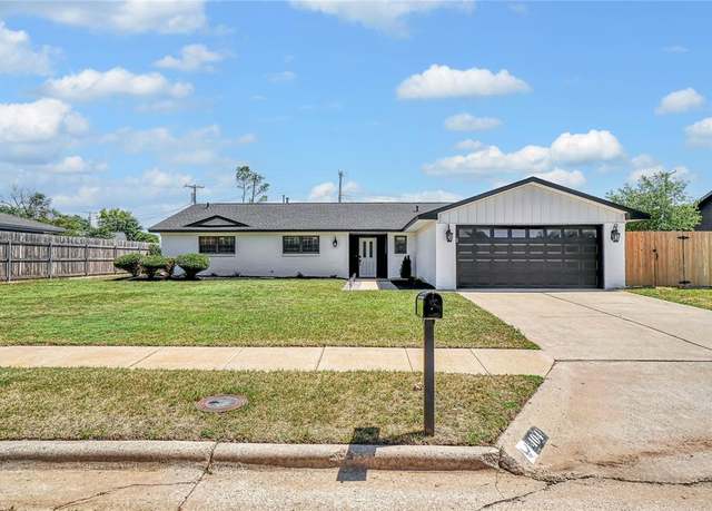 Property at 404 Comanche Trl, Altus, OK 73521, 4 beds, 3 baths