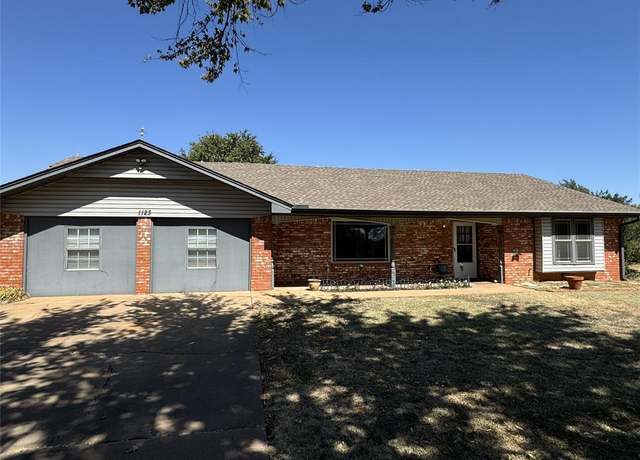 Property at 1123 Van Buren Ave, Piedmont, OK 73078, 5 beds, 2.5 baths