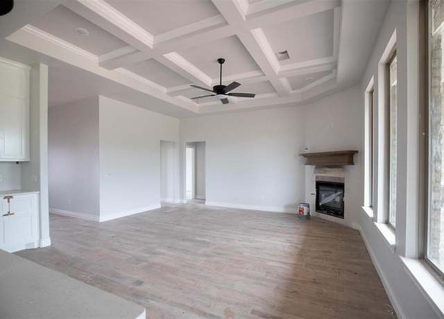 Property at 667 Still Mdws, Guthrie, OK 73044, 4 beds, 2 baths