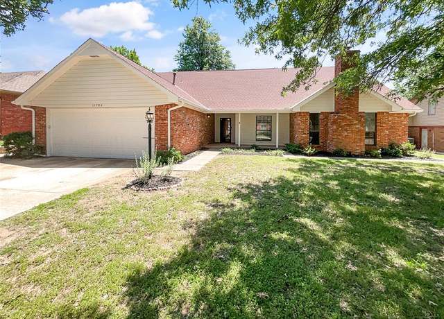 Property at 11704 NW 118th St, Yukon, OK 73099, 3 beds, 2 baths