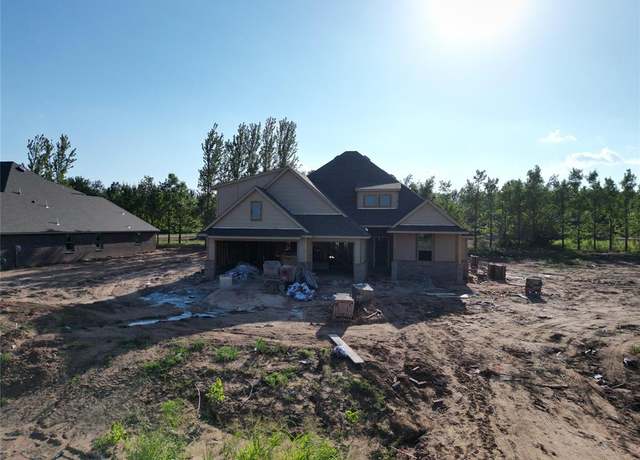 Property at 12609 Samara Dr, Oklahoma City, OK 73173, 4 beds, 3 baths
