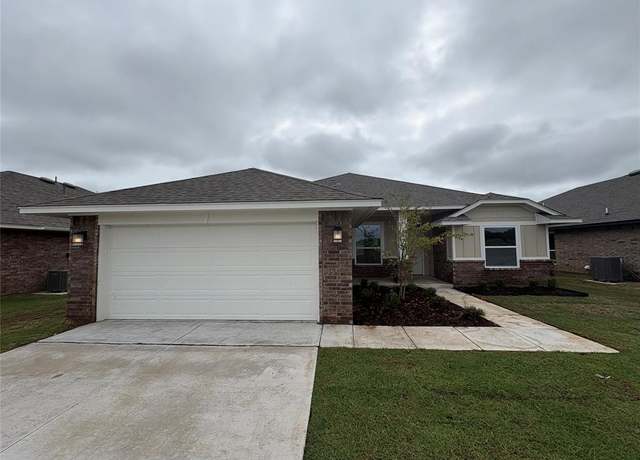 Property at 8704 NW 75th St, Oklahoma City, OK 73132, 3 beds, 2 baths