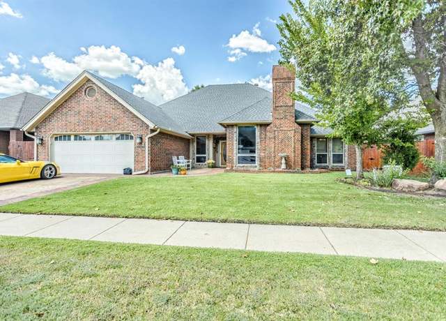 Property at 1205 NW 199th St, Edmond, OK 73012, 3 beds, 2 baths