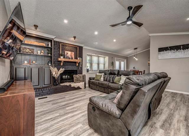 Property at 8421 Woodhue Dr, Oklahoma City, OK 73135, 3 beds, 2 baths