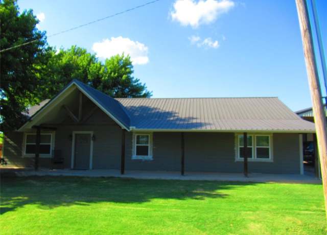 Property at 9505 Reno Rd E, El Reno, OK 73036, 3 beds, 2 baths