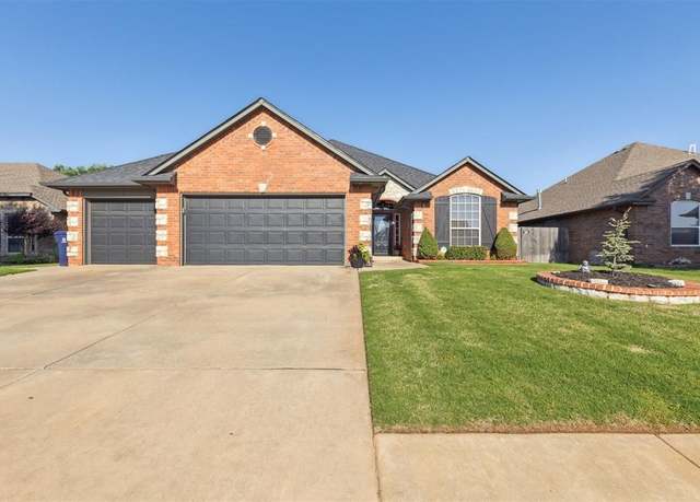 Property at 2825 Busheywood Dr, Yukon, OK 73099, 4 beds, 2.5 baths