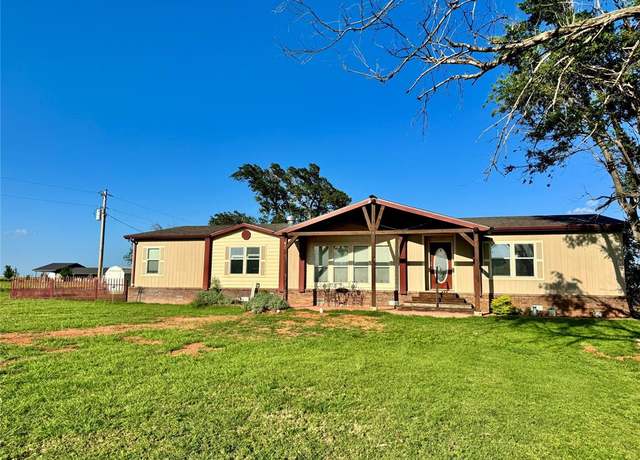 Property at 11456 N 1970 Rd, Elk City, OK 73644, 3 beds, 2 baths