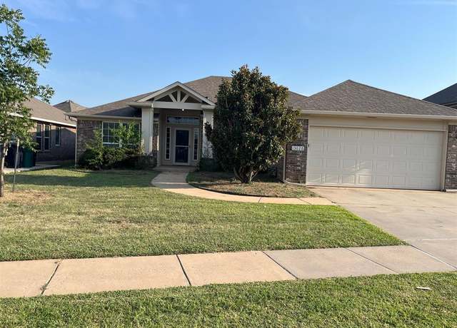 Property at 13028 SW 4th St, Yukon, OK 73099, 3 beds, 2 baths