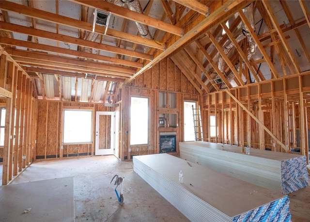 Property at 2233 NW 171st St, Edmond, OK 73012, 4 beds, 3 baths