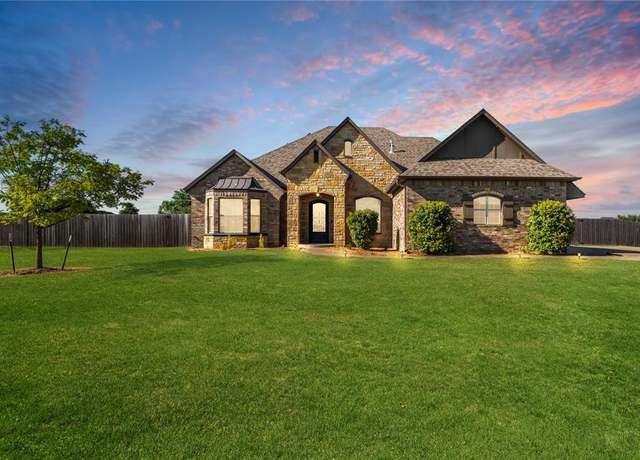 Property at 7217 SW 120th St, Oklahoma City, OK 73173, 4 beds, 3 baths