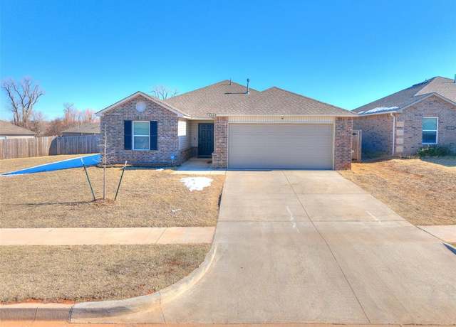 Property at 4008 Siena Ridge Blvd, Oklahoma City, OK 73179, 3 beds, 2 baths