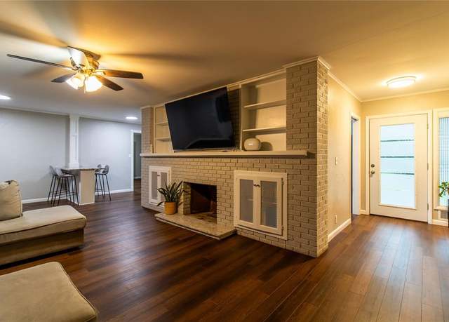 Property at 1712 N Pennsylvania Ave, Shawnee, OK 74804, 3 beds, 2 baths