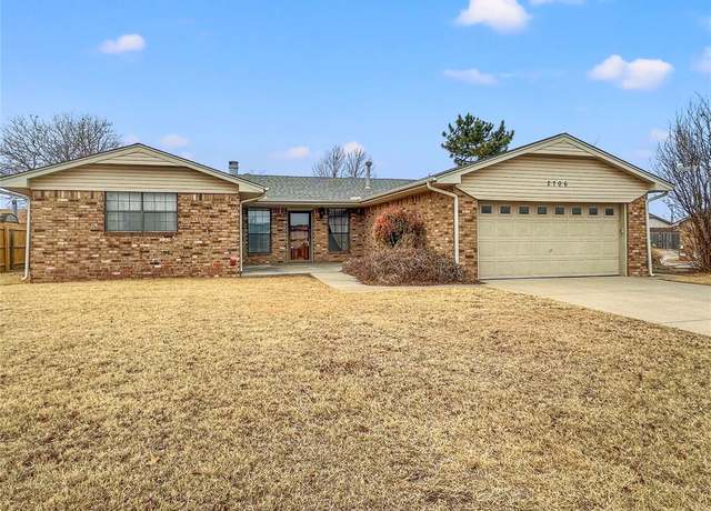 Property at 2706 S Estate Dr, El Reno, OK 73036, 3 beds, 2 baths