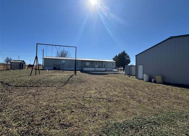 Property at 13649 E County Road 1522 Rd, Lindsay, OK 73052, 3 beds, 2 baths