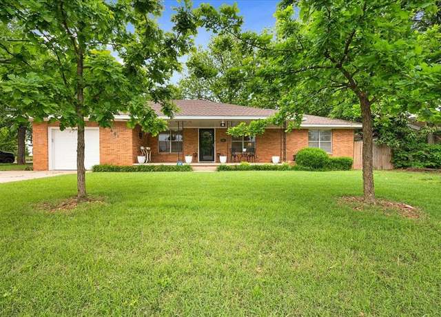 Property at 601 S Findlay Ave, Norman, OK 73071, 3 beds, 1 bath