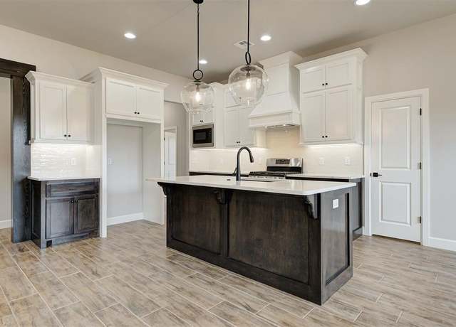 Property at 10440 SW 50th St, Mustang, OK 73064, 4 beds, 2 baths