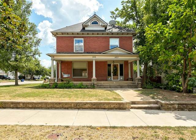 Property at 423 E Noble Ave, Guthrie, OK 73044, 4 beds, 2 baths